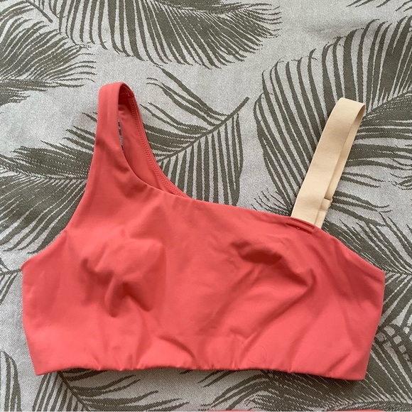 Push FWD Women's ASYM Sports Bra and 25" Training Legging - Picture 5 of 15